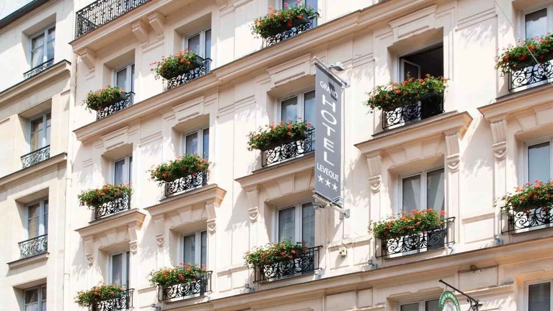 7 Hôtels Familiaux Malins dans le 7e arr. de Paris